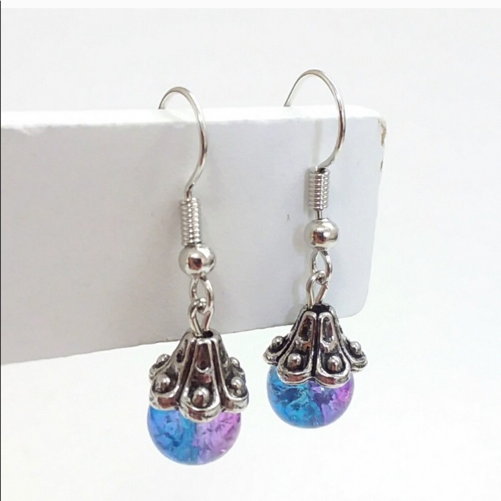 NWT- Handmade Crackled Glass Silver Tone Earrings - Picture 1 of 2